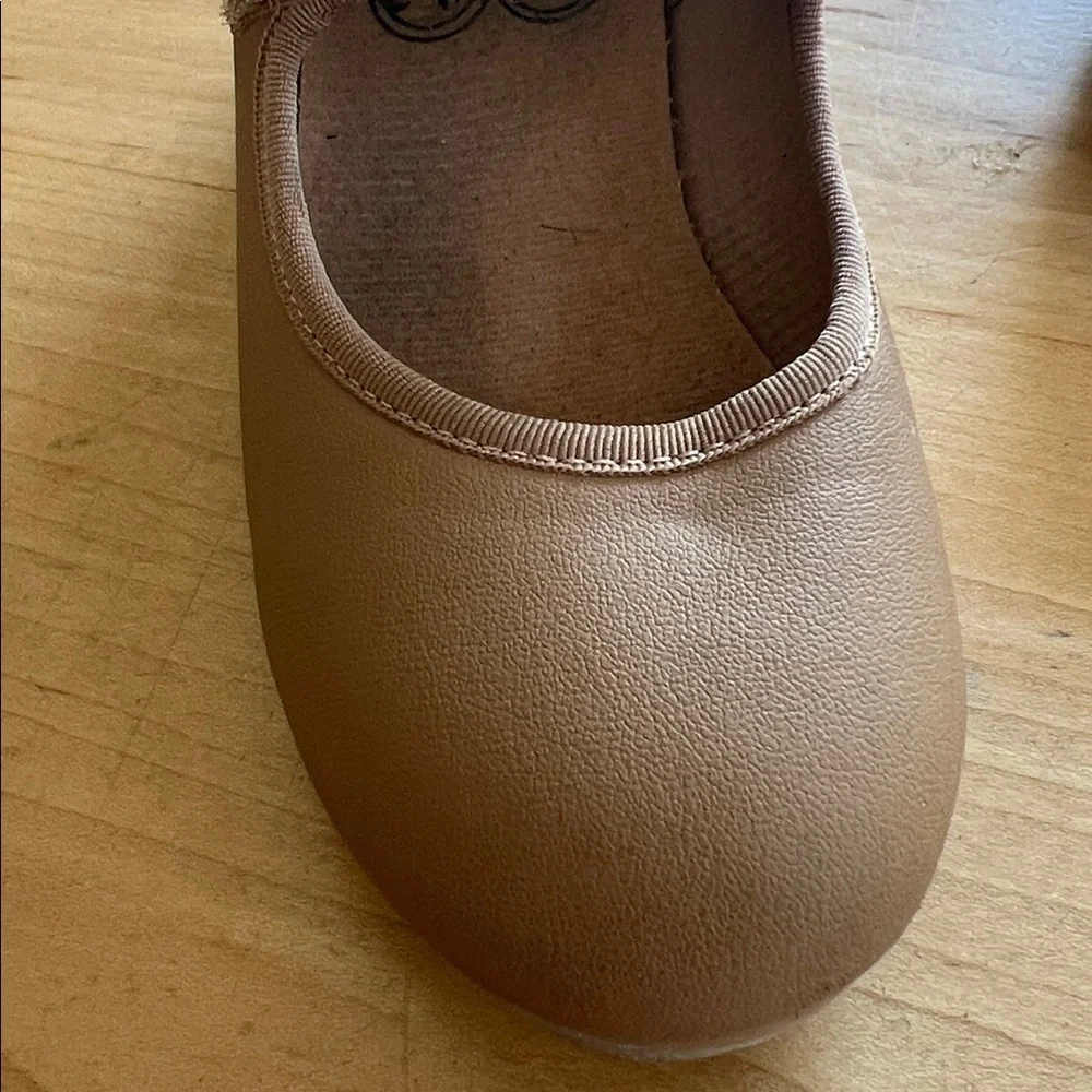 Kids Tan Tap Dance Shoes size 11
